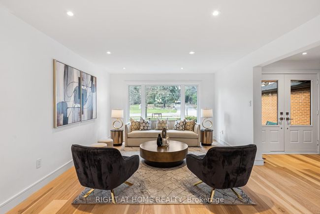 93 Pemberton Rd, House other with 6 bedrooms, 5 bathrooms and 6 parking in Richmond Hill ON | Image 5