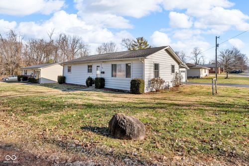 505 Race St, Hope, IN, 47246-1206 | Card Image