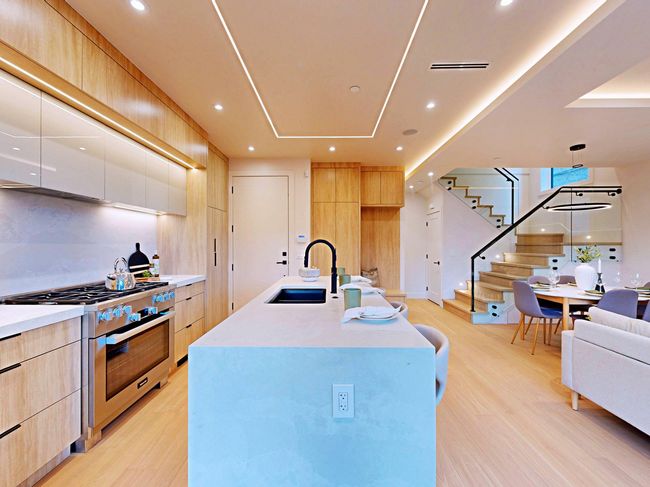 2 - 3466 W 22 Nd Ave, Home with 3 bedrooms, 4 bathrooms and 1 parking in Vancouver BC | Image 5