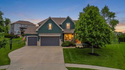 3006 W 147th St, Leawood, KS, 66224-4522 | Card Image