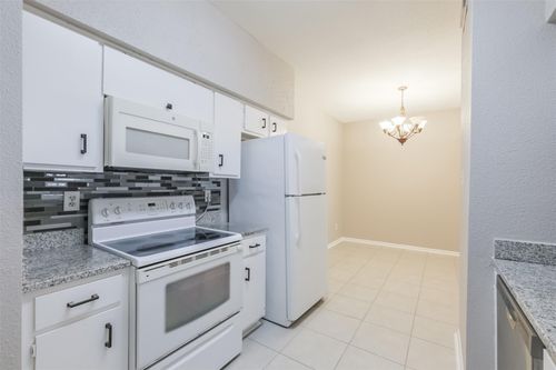 101-8100 Cambridge St, Houston, TX, 77054-3159 | Card Image