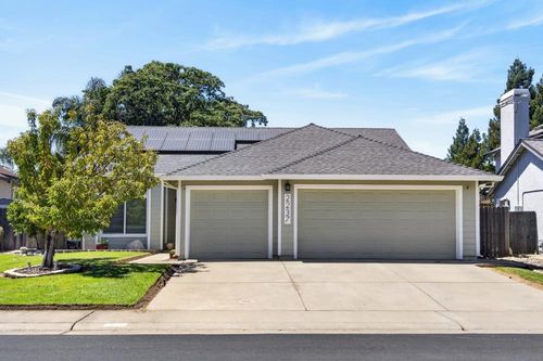 2237 Americana Drive, Roseville, CA, 95747 | Card Image