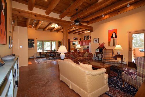 1 Encantado Ct, Santa Fe, NM, 87508-8392 | Card Image