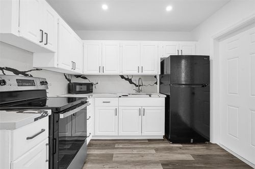 2-2212 Roosevelt St, Hollywood, FL, 33020-2605 | Card Image