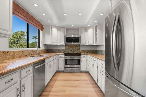 apt-b-835 E Ave, Coronado, CA, 92118-2163 | Card Image