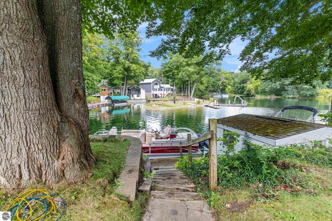 9531 Sunrise Ct, House other with 4 bedrooms, 3 bathrooms and null parking in Mesick MI | Image 34