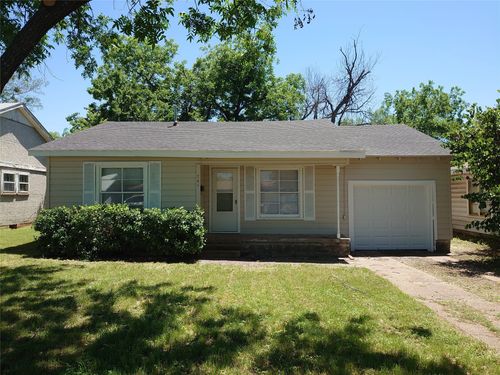 741 E North 12th St, Abilene, TX, 79601-3801 | Card Image