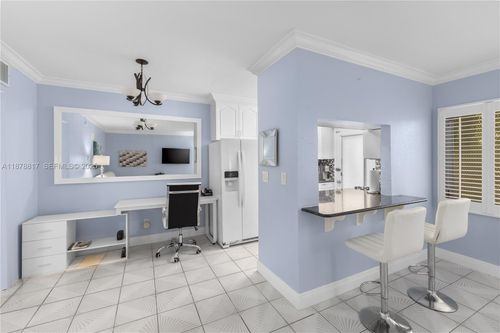103-350 Collins Ave, Miami Beach, FL, 33139-6929 | Card Image