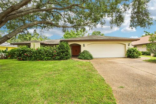 3640 Aster Dr, SARASOTA, FL, 34233-2105 | Card Image