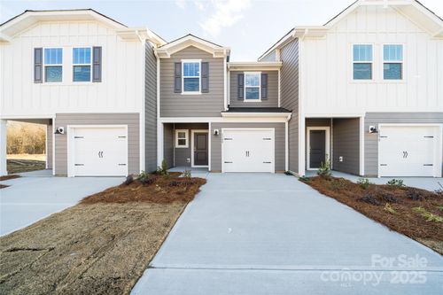 8016 Hidden Springs Trl, Charlotte, NC, 28216 | Card Image