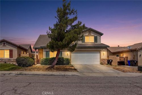 13048 Evanston St, Victorville, CA, 92392-8394 | Card Image