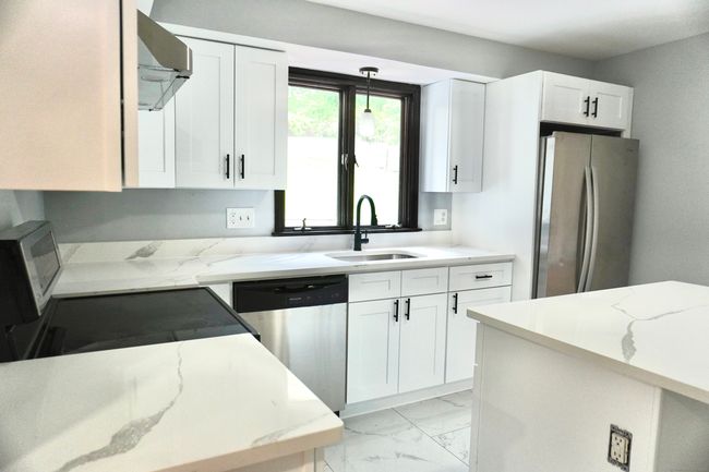 178 Stoddard Rd, House other with 3 bedrooms, 2 bathrooms and null parking in Waterbury CT | Image 8