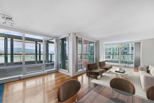 1102-590 Nicola St, Vancouver, BC, V6G3J8 | Card Image