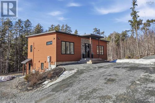 4938 Highway 2, Grand Lake, NS, B2T0S5 | Card Image