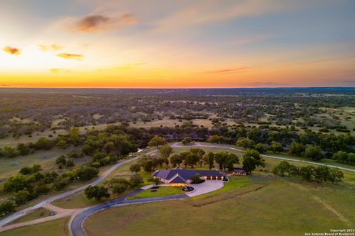 170 Goose Landing Way, Harper, TX, 78631 | Card Image