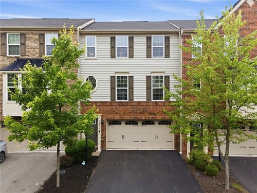 1803 Pointe View Dr, Adams Twp, PA, 16046 | Card Image