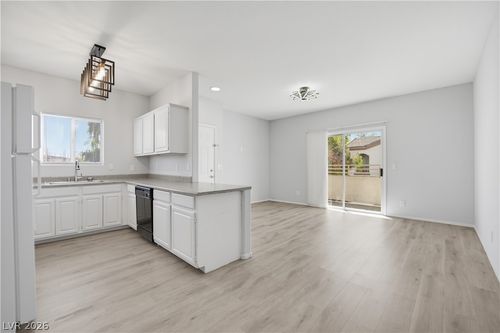 2055-5655 E Sahara Ave, Las Vegas, NV, 89142-2080 | Card Image