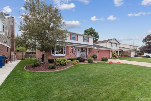 44223 Crofton Ct, Canton, MI, 48187-1910 | Card Image