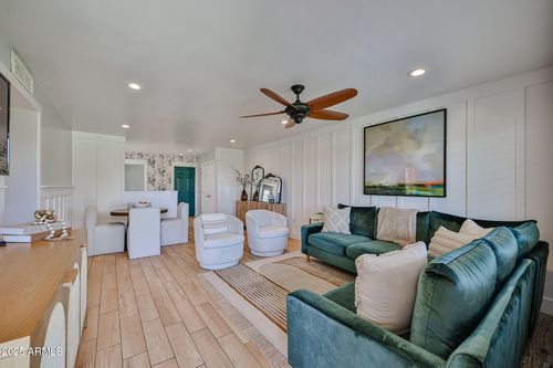 13417 N 111th Ave, Sun City, AZ, 85351-2512 | Card Image