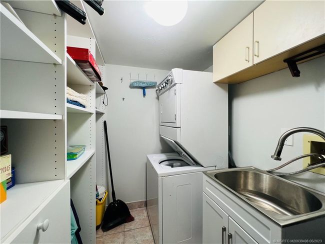 APT-401 - 10044 Ocean Dr, Condo with 3 bedrooms, 2 bathrooms and null parking in Jensen Beach FL | Image 48