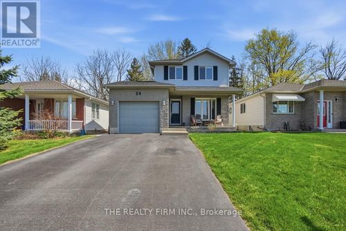 26 Rossiter Rd, Ingersoll, ON, N5C4C9 | Card Image