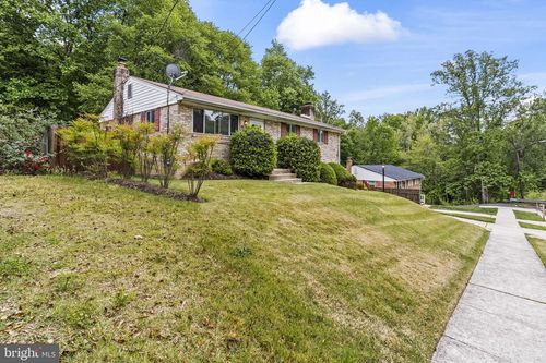 8714 Oakdale St, FORT WASHINGTON, MD, 20744-1811 | Card Image