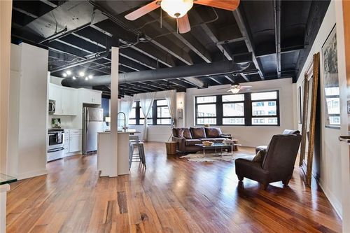 611-878 Peachtree St Ne, Atlanta, GA, 30309-4409 | Card Image