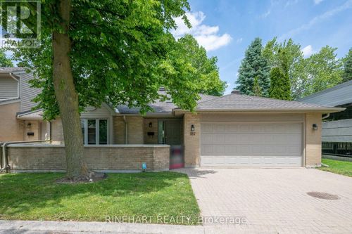 107-1500 Richmond Street, London North (North G), ON, N6G4V1 | Card Image