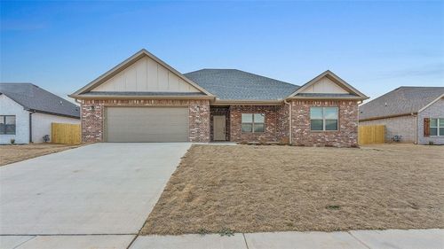 123 N Banner Ave, Farmington, AR, 72730-3195 | Card Image