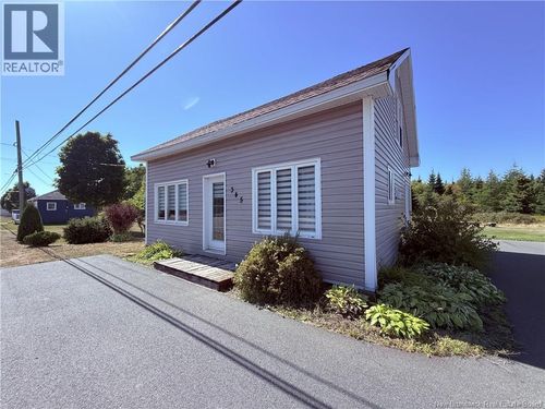 345 1ière Rue, Shippagan, NB, E8S2L4 | Card Image