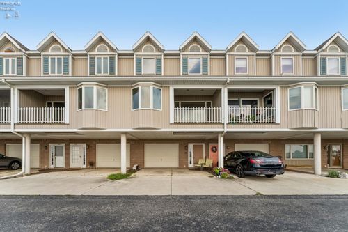 544 Nantucket Dr, Sandusky, OH, 44870-1306 | Card Image
