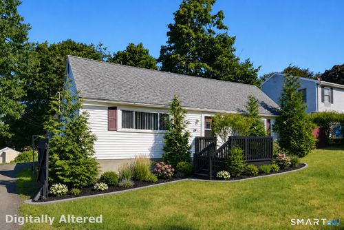 31 Ann St, East Haven, CT, 06513-2602 | Card Image