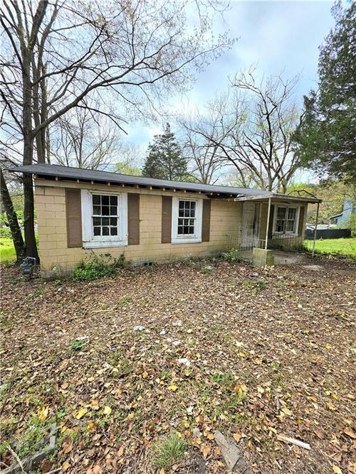 7074 Hammond Way, Lithonia, GA, 30058-7345 | Card Image