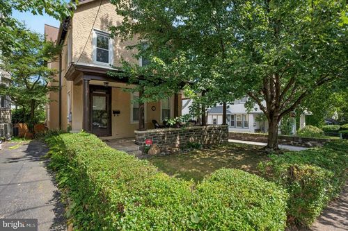 121 Upland Ter, BALA CYNWYD, PA, 19004-3126 | Card Image