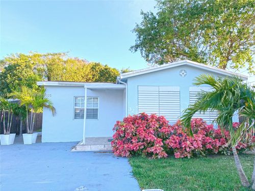 324 Nw 52nd St, Miami, FL, 33127-1938 | Card Image