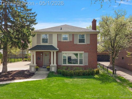 1004 Wimbleton Dr, Birmingham, MI, 48009-7605 | Card Image
