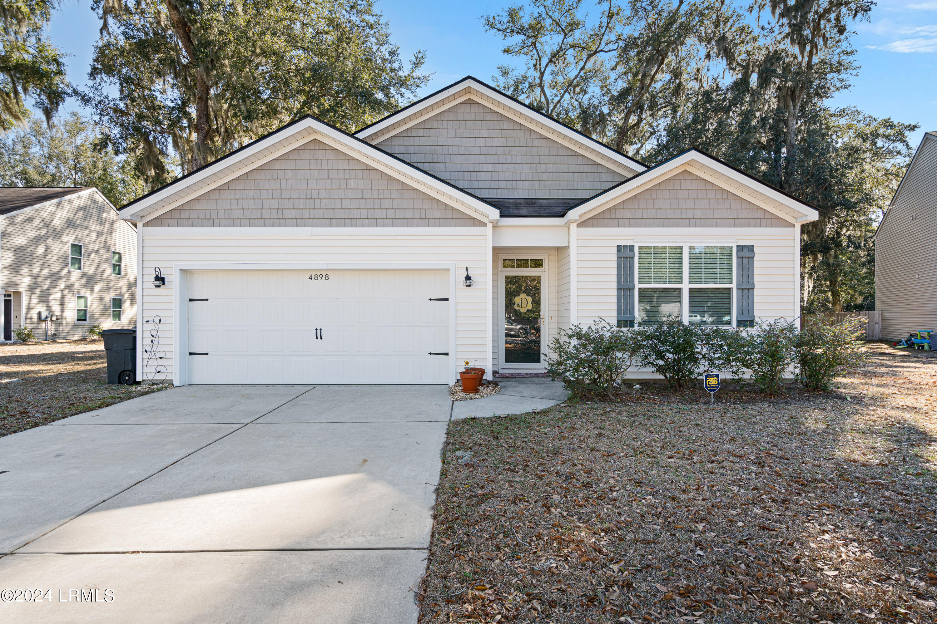 Breeze Way, Beaufort, SC 29907