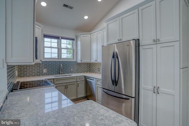 UNIT-102 - 19967 Sandy Bottom Cir, Townhouse with 3 bedrooms, 2 bathrooms and null parking in REHOBOTH BEACH DE | Image 12