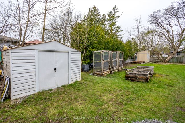 272 Bennet St, House other with 3 bedrooms, 2 bathrooms and 4 parking in Peterborough ON | Image 31