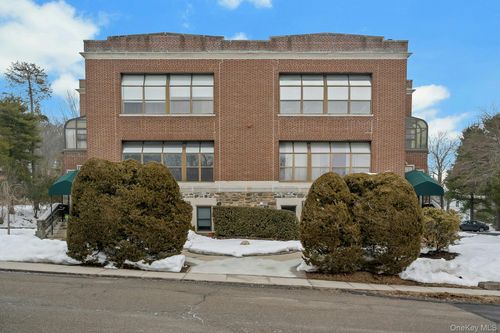 apt-k-33 Roselle Ave, Pleasantville, NY, 10570-2731 | Card Image