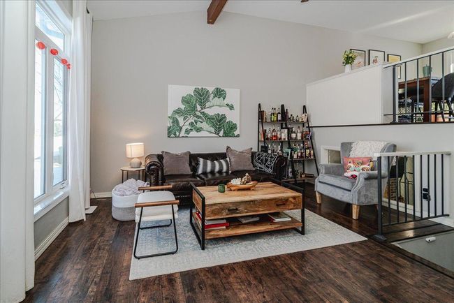 4.Living Room.jpg | Image 4