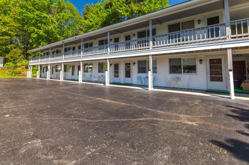 17and18m-76 Post Road, Wells, ME, 04090 | Card Image