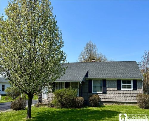 117 Howard St, Fredonia, NY, 14063-2101 | Card Image