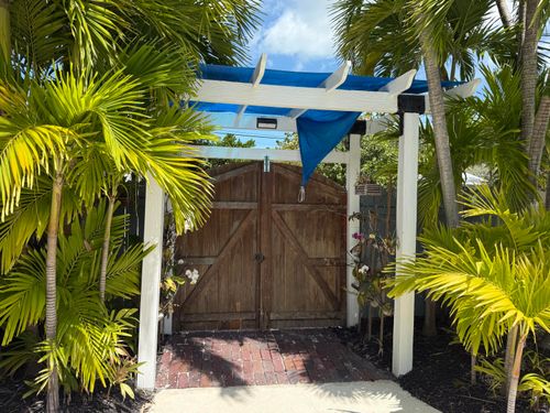 19512 Aztec St, Sugarloaf Key, FL, 33042-3132 | Card Image