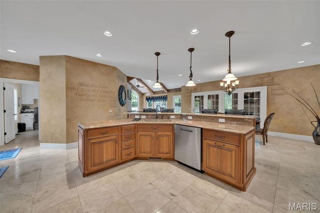 990 Stonecastle Dr, House other with 4 bedrooms, 7 bathrooms and 5 parking in O Fallon MO | Image 19