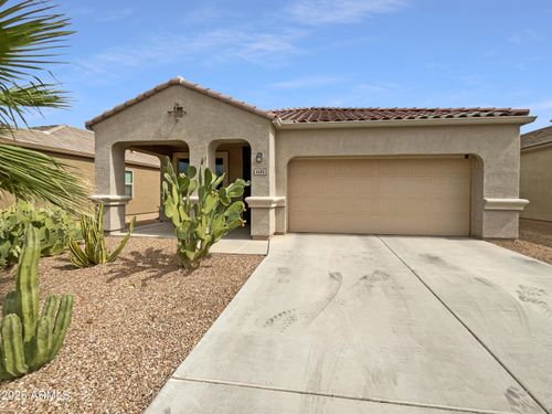 4690 E Pearl Rd, San Tan Valley, AZ, 85143-6259 | Card Image