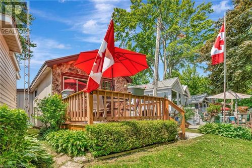17 Bucks Pk, Port Dover, ON, N0A | Card Image