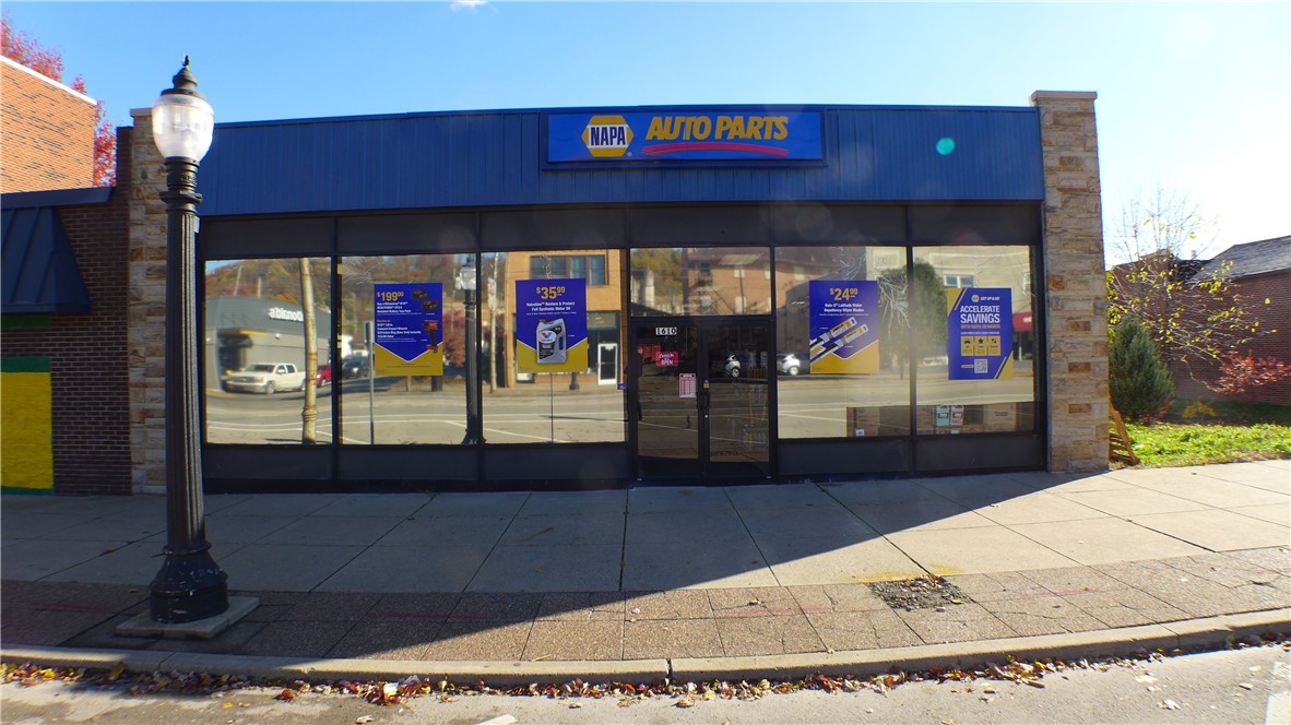 1610 7Th Ave, Beaver Falls, PA 15010