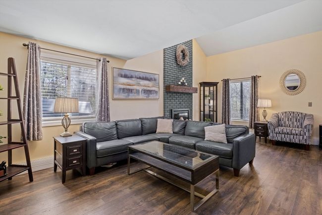 40 Gaita Dr, House other with 3 bedrooms, 3 bathrooms and 4 parking in Derry NH | Image 9