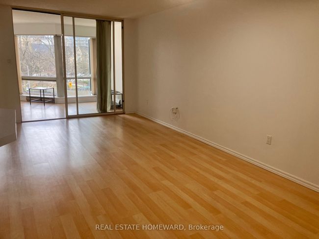 417 - 1001 Bay St, Condo with 2 bedrooms, 1 bathrooms and 1 parking in Toronto ON | Image 14